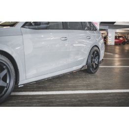 Накладки сплиттеры на пороги на Skoda Octavia IV RS